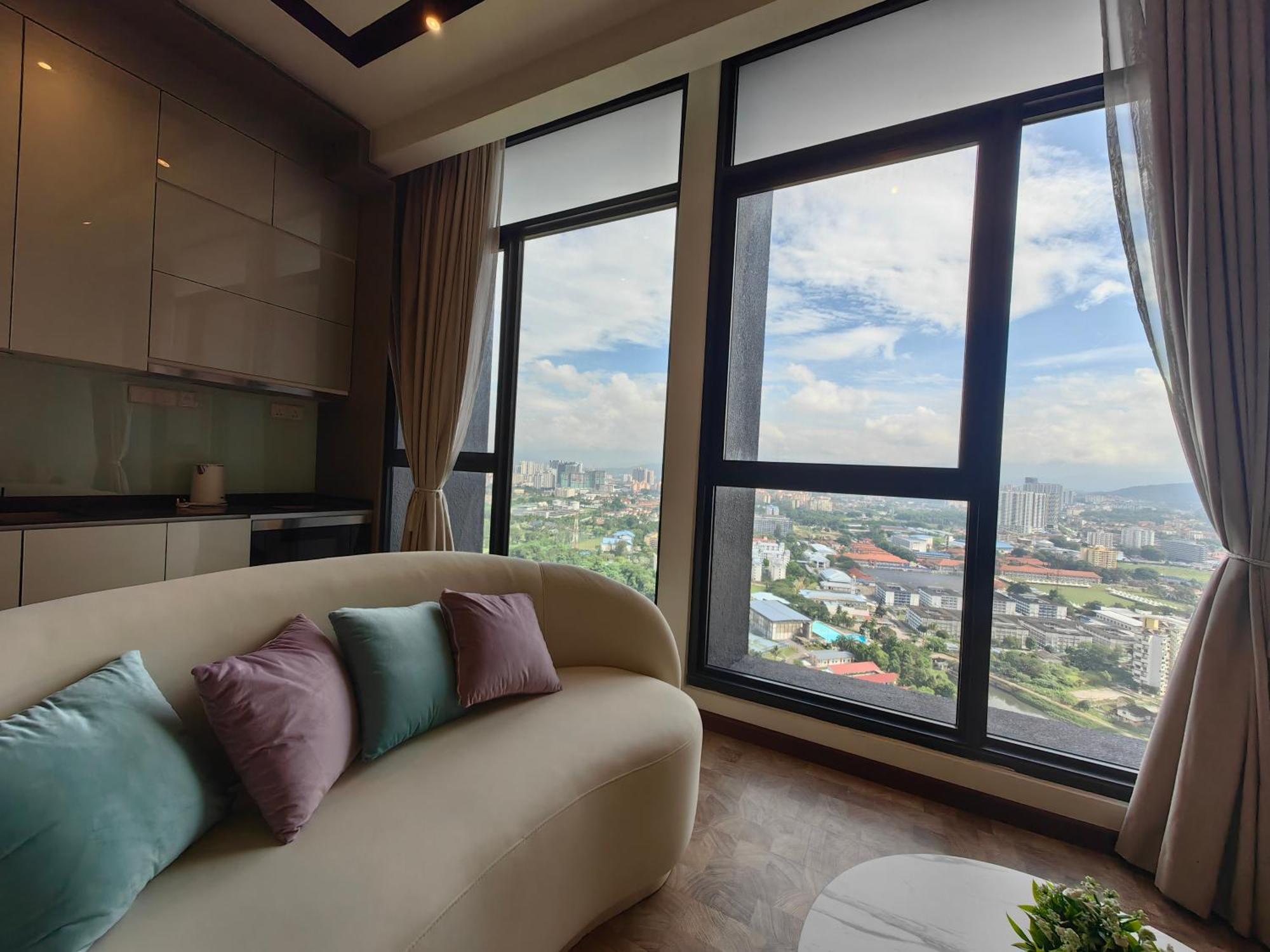 Expressionz Designer Suites Host By Aurora Premium Stay Kuala Lumpur Extérieur photo