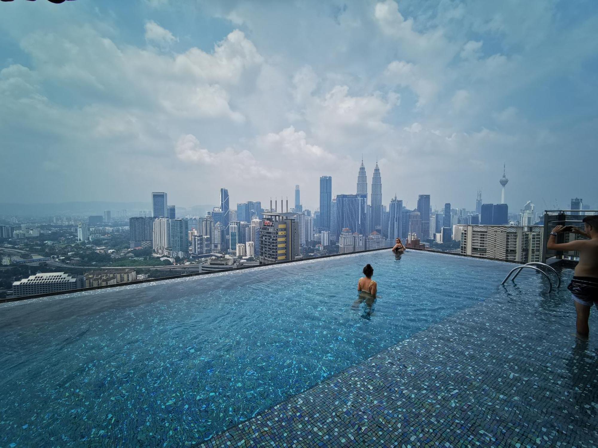 Expressionz Designer Suites Host By Aurora Premium Stay Kuala Lumpur Extérieur photo