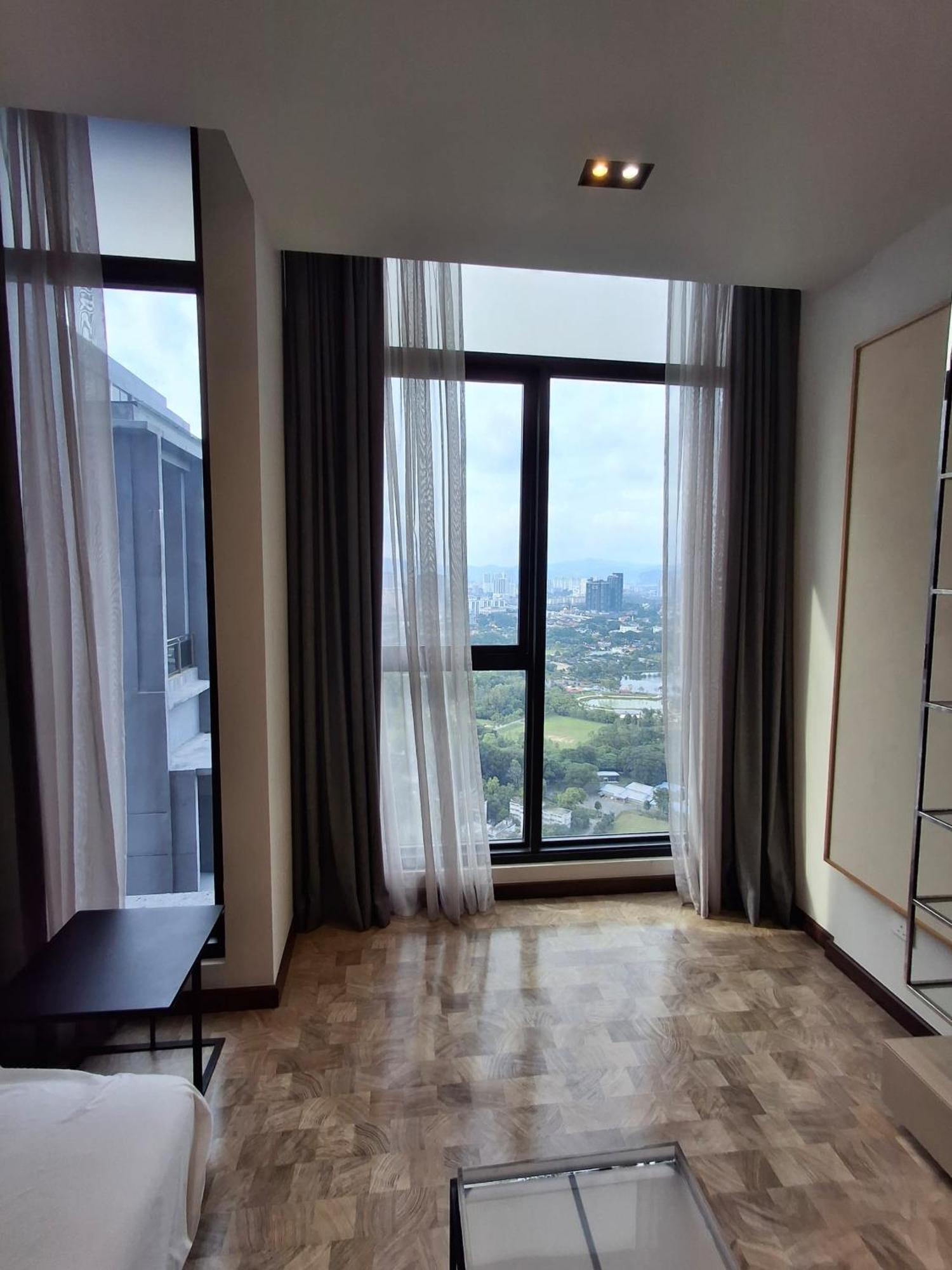 Expressionz Designer Suites Host By Aurora Premium Stay Kuala Lumpur Extérieur photo
