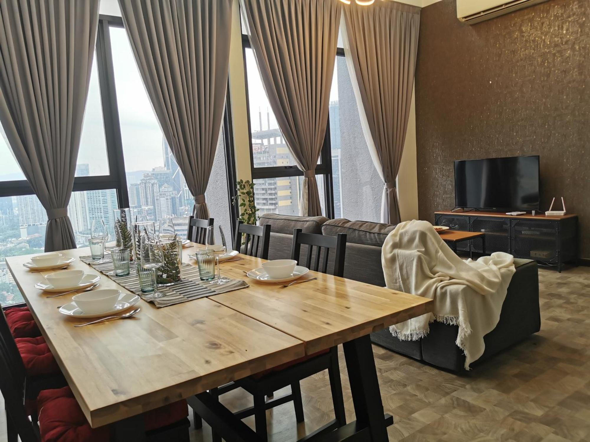 Expressionz Designer Suites Host By Aurora Premium Stay Kuala Lumpur Extérieur photo